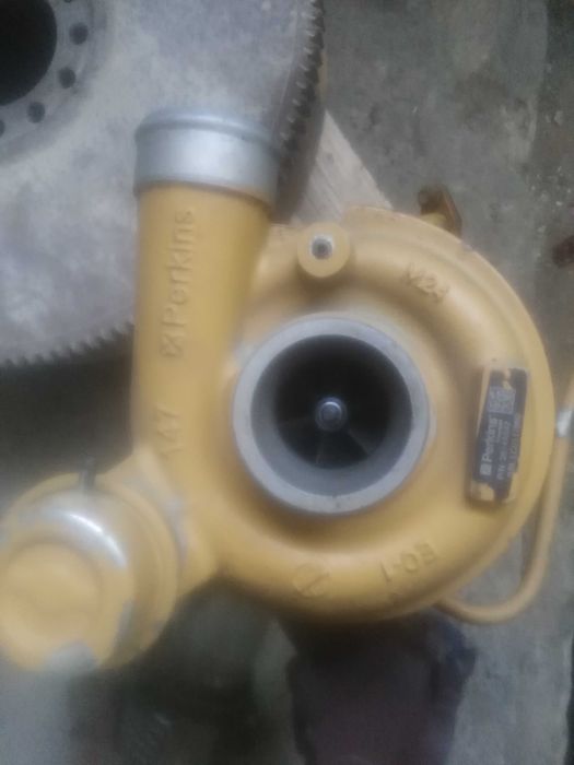 Turbosprężarka Turbina PERKINS CAT C4.4 Caterpillar Acert 83kW