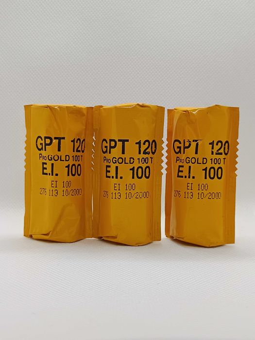 3 rolos fotográficos Kodak Ektacolor Pro Gold 100T (120)
