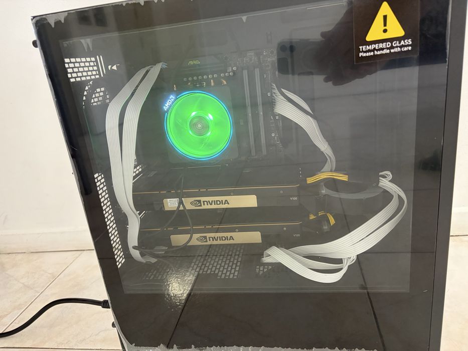 Workstation IA / LLM – Ryzen 7 7700 + 2x NVIDIA Tesla V100 32GB (64GB VRAM) + 32GB DDR5
