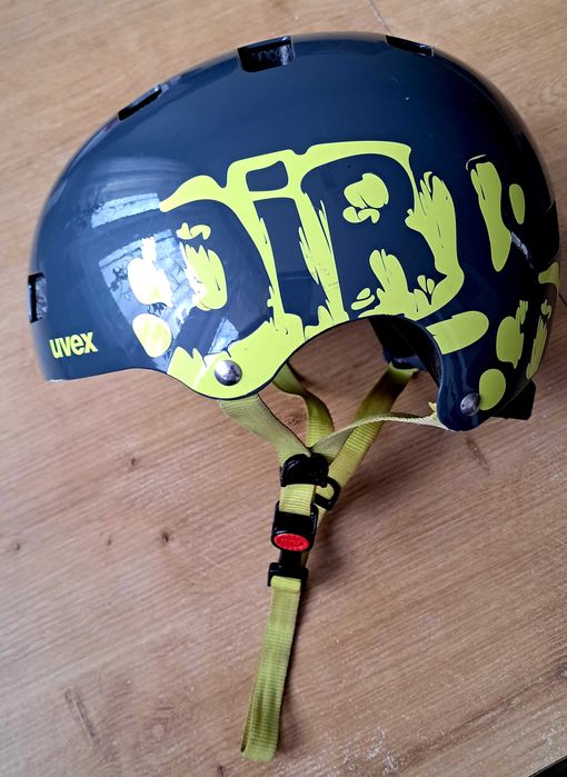 Kask rowerowy UVEX