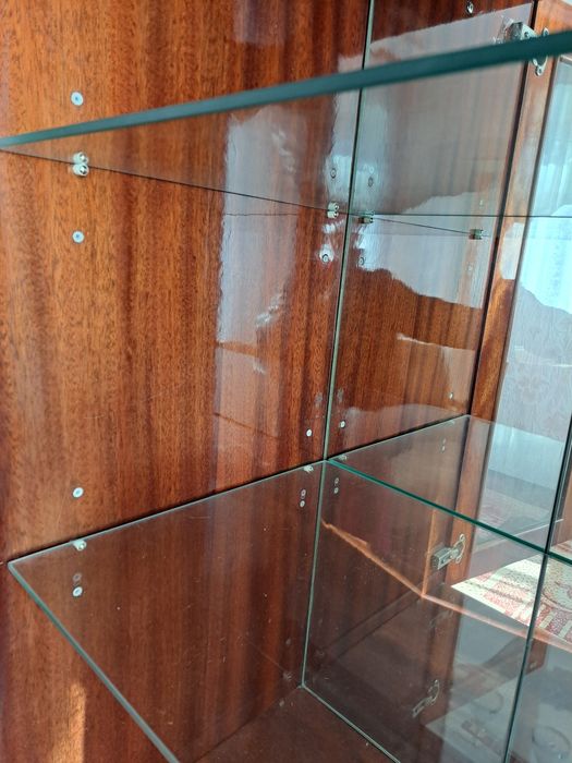 Меблева стінка полірована