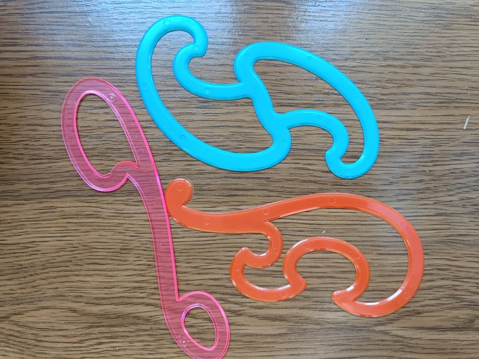 Лекала малі (набір 3шт) ціна за 1 набір 15грн