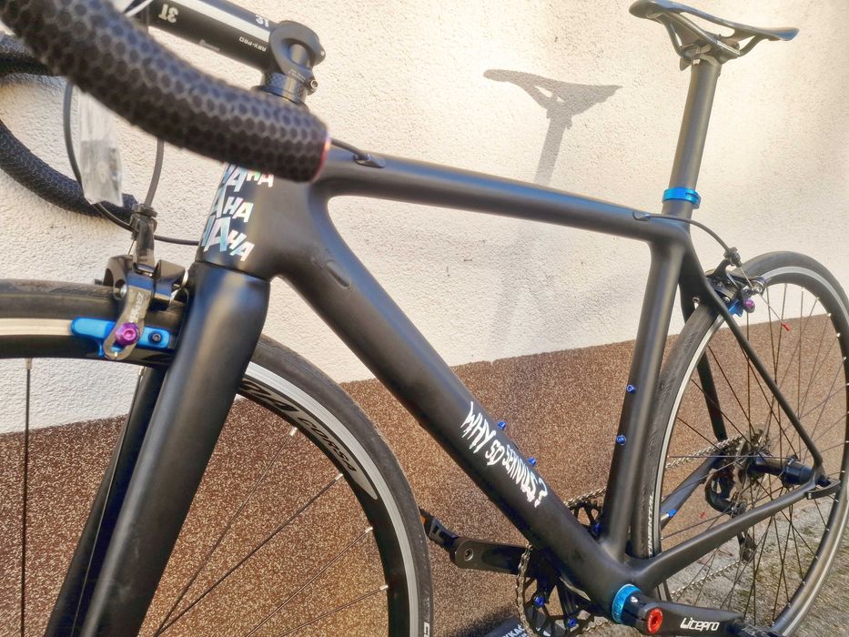 Rower szosowy JOKER / 50 cm / rama carbon / Tiagra 1x10