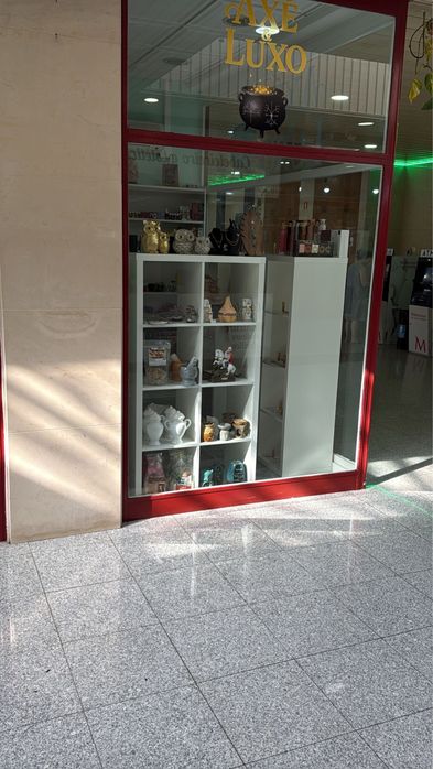 Aluga-se Loja– Centro Comercial São Marcos