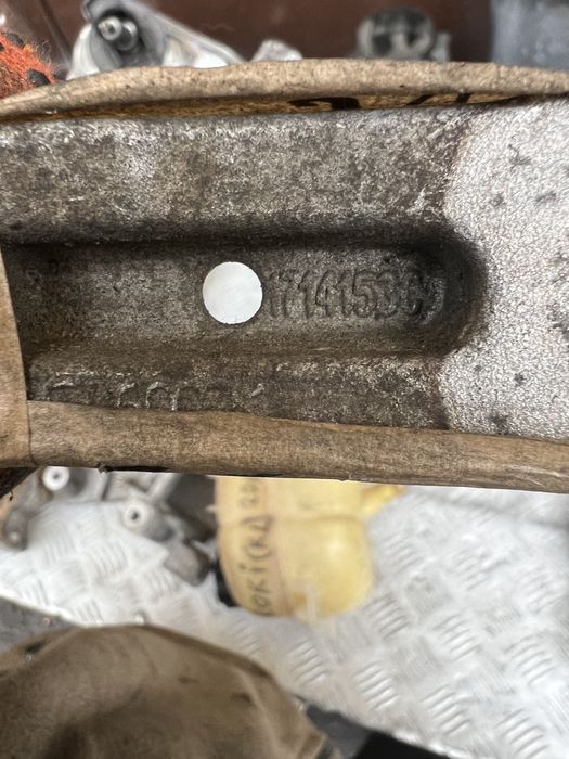 1K0199855BE VAG подушка опора двигателя