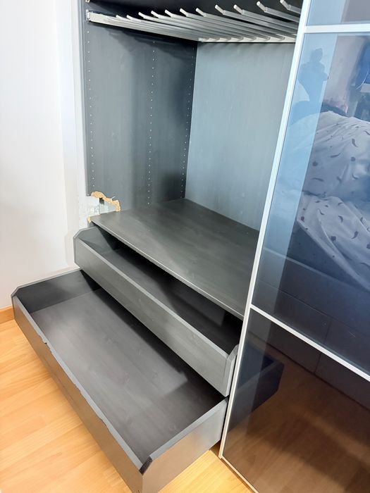 Roupeiro preto IKEA 236x200x58