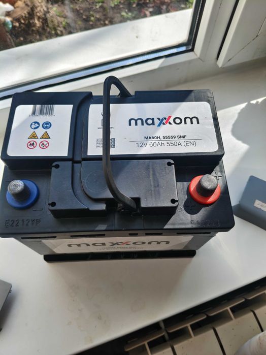 Автомобільний акумулятор 60Аг