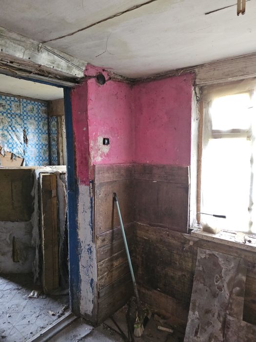 Продам пол-дома,в с. Борки, за Мерефой, статус квартиры