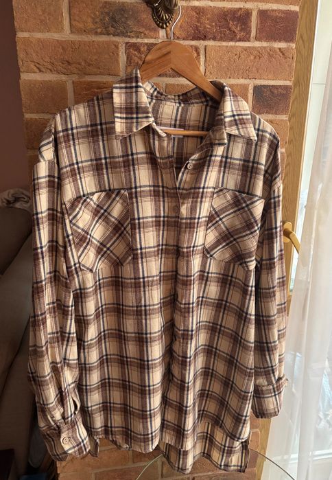 Стильна жіноча сорочка oversize в клітинку