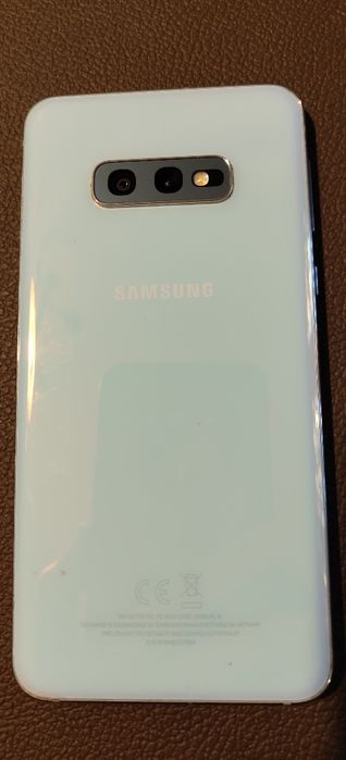 Smartfon Samsung S10e
