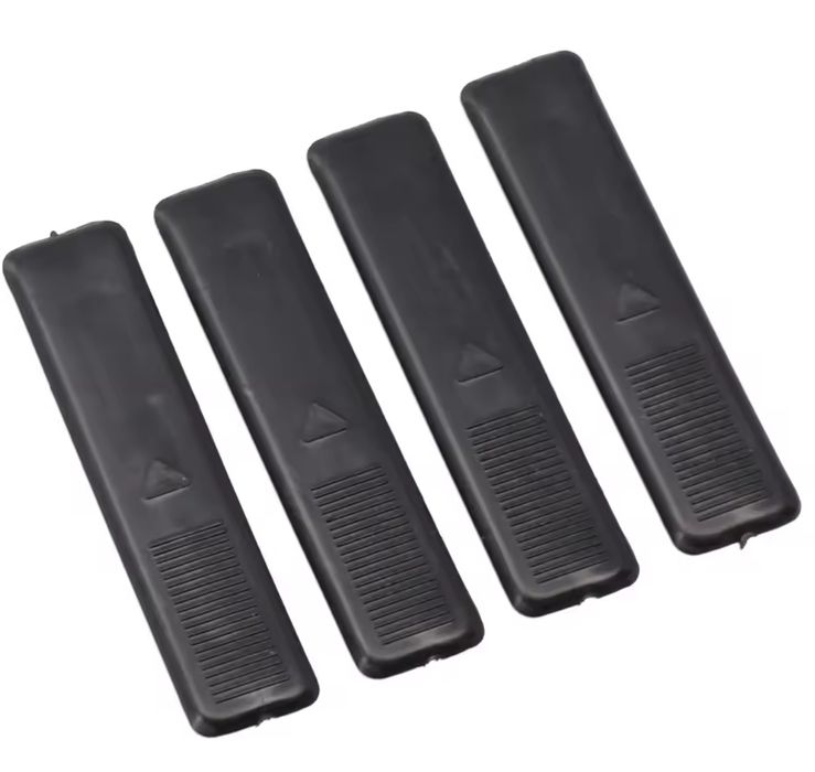 Заглушка молдингу даху 4 штуки Mazda