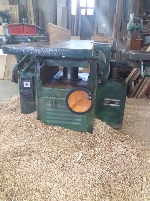 Maquina Universal Pinheiro UIR 350