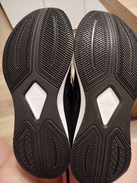 Buty Adidas hp2390