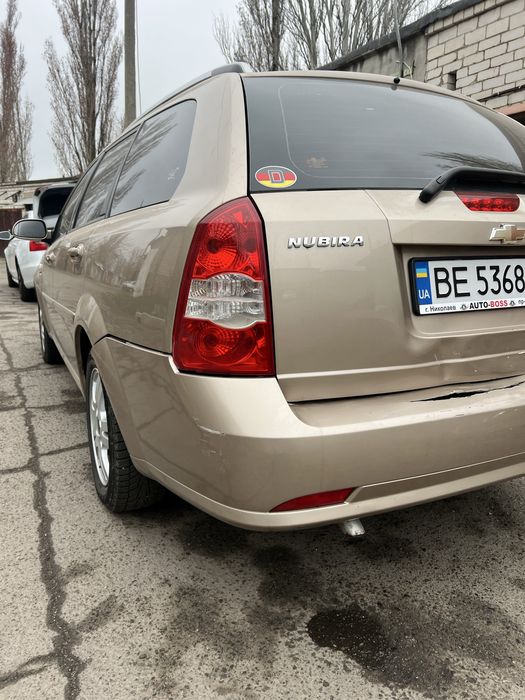 Продам шевролет нубира