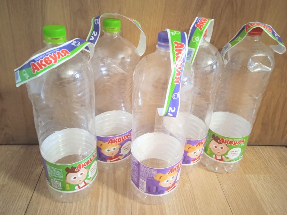 Бутылки с ручкой 2 л. пластиковые