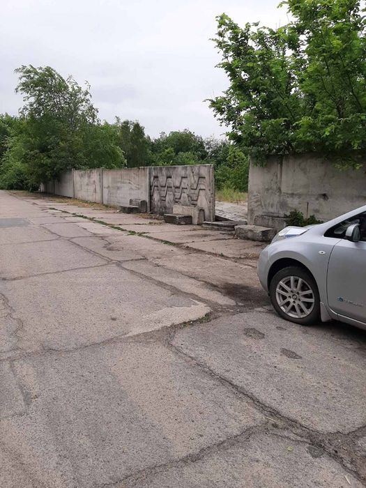 Продаж станції автообслугвування .Земля 53.9 соток