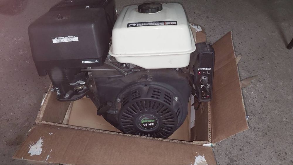 Silnik barracuda benzynowy