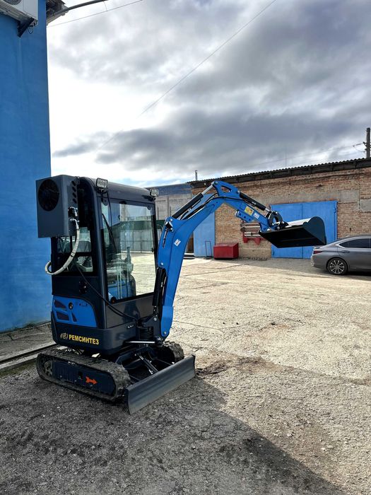 RS EXCAVATOR 1800 | Міні-екскаватор 1.8т