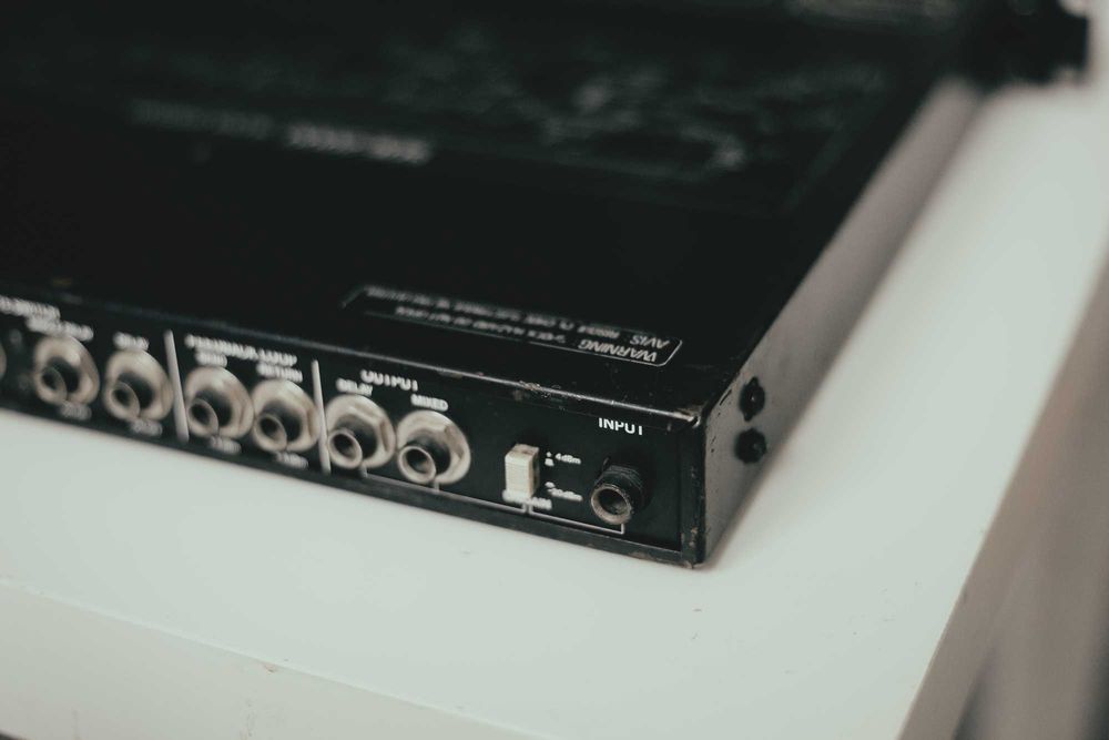 Roland SDE-2000 Digital Delay