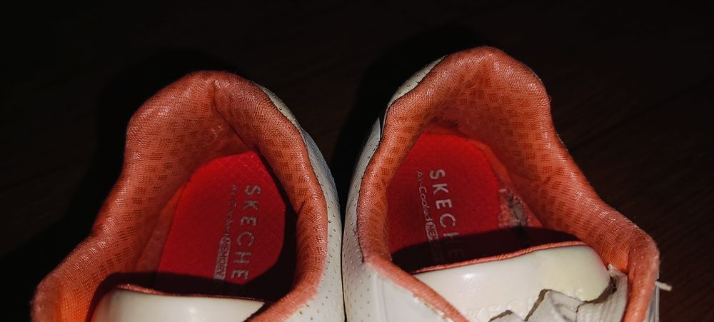 Кросівки Skechers 37/23,5