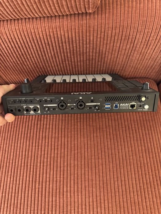 Akai Force Standalone Music Production