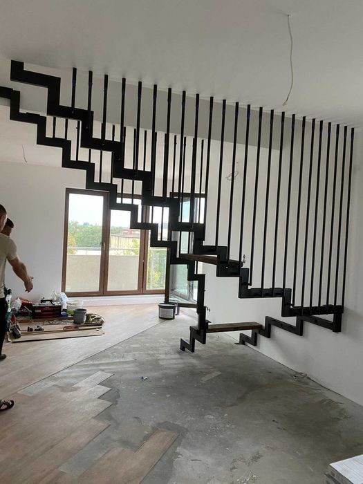 Balustrady schodowe, lofty, bramy i ogrodzenia