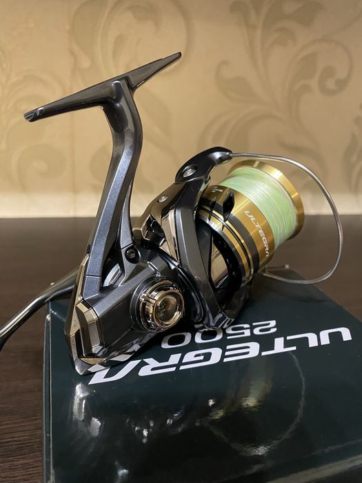Продам котушку Shimano Ultegra FD 2500