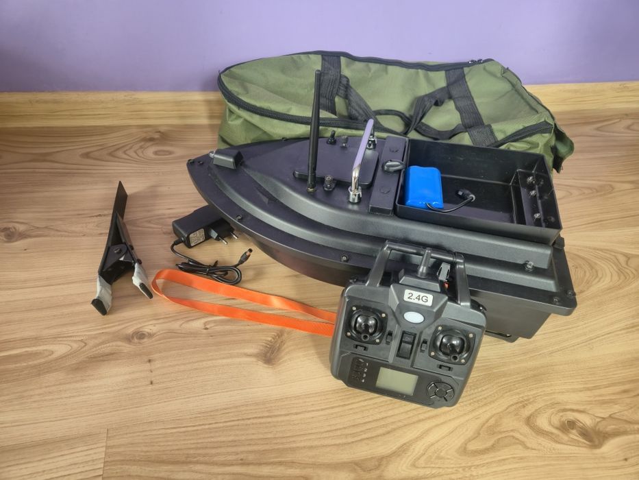 Łódka zanetowa d16 gps
