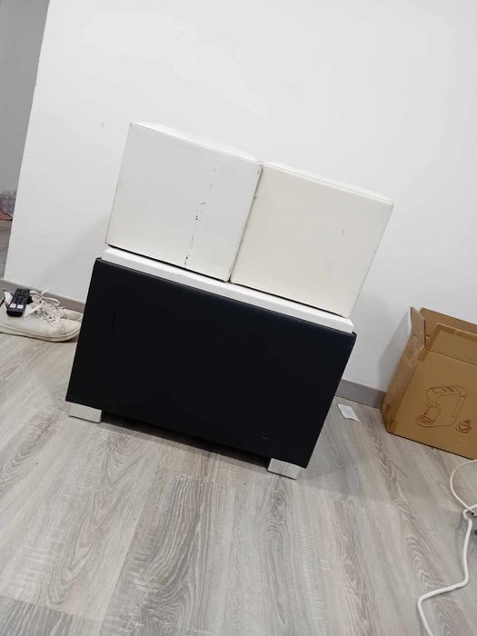 Mesa centro + 4 puffs