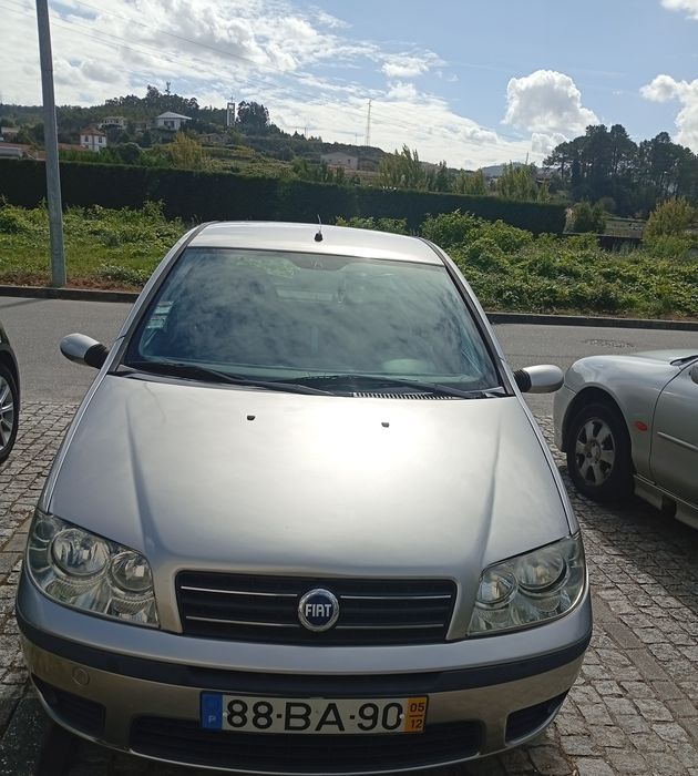 Fiat Punto 1.3 MultiJet diesel econômico