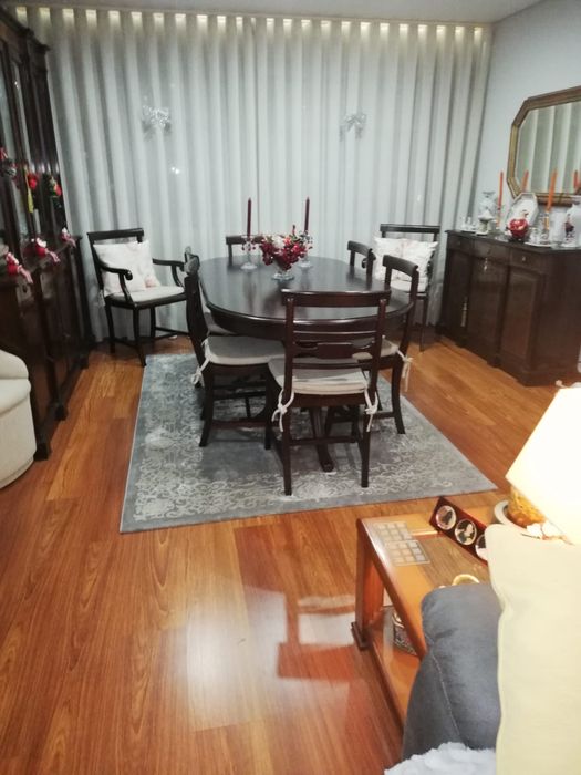 Mobília de sála de jantar