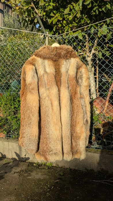Casaco em pele de raposa