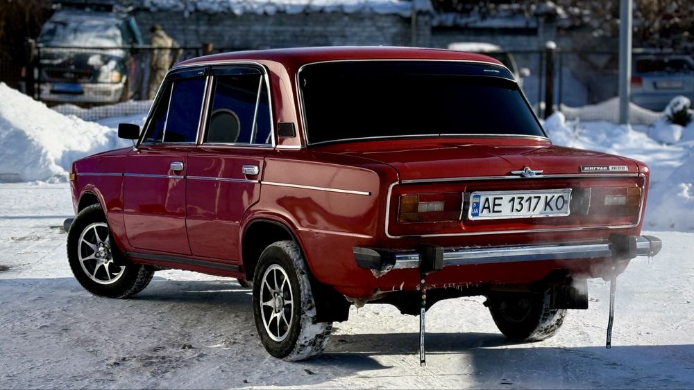 Ваз 2106 оригинал , газ-бензин