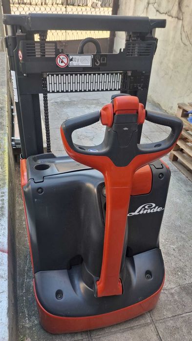 Stacker/Porta Paletes