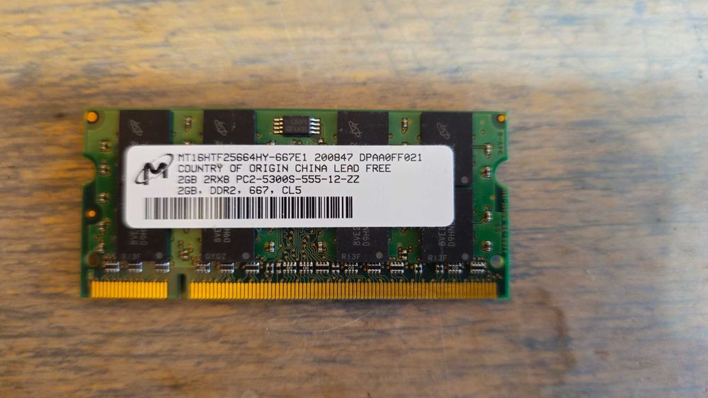 Оперативна пам'ять Micron DDR2 SODIMM 2Gb 667 МГц