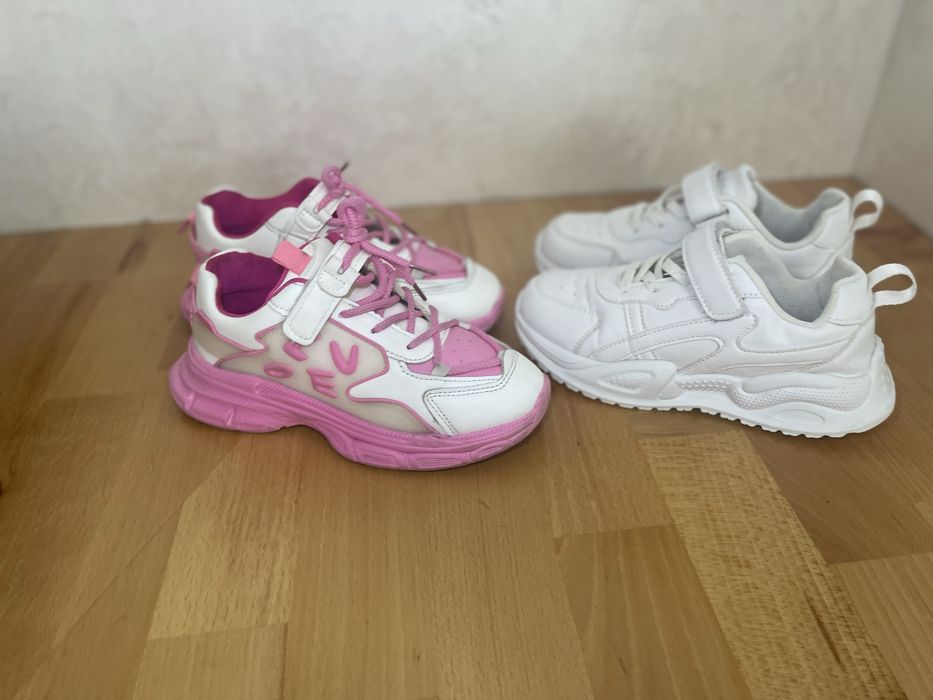 Кросівки кроси туфлі