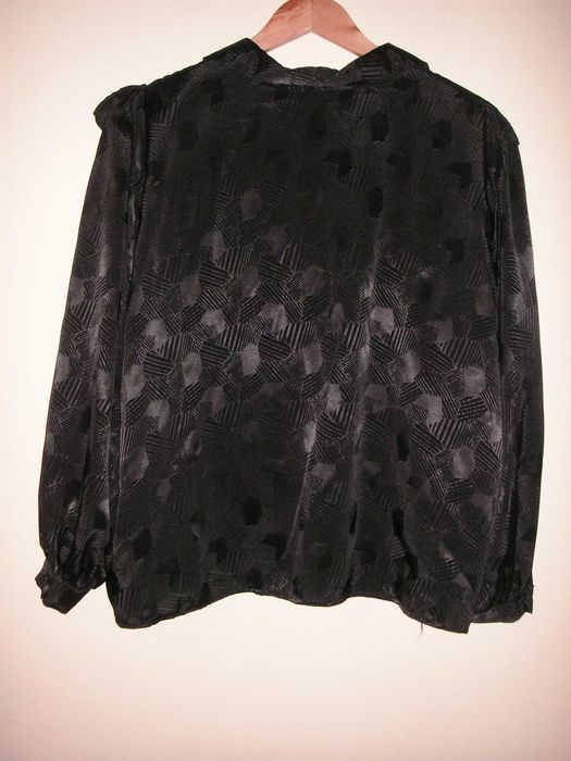 Blusa / Camisa em Seda - Preto