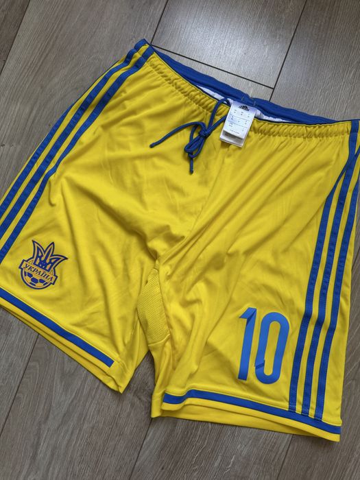 Шорти Adidas | футбольні | чоловічі | збірна України | Розмір М | Оригінал | в зал | спортивні
