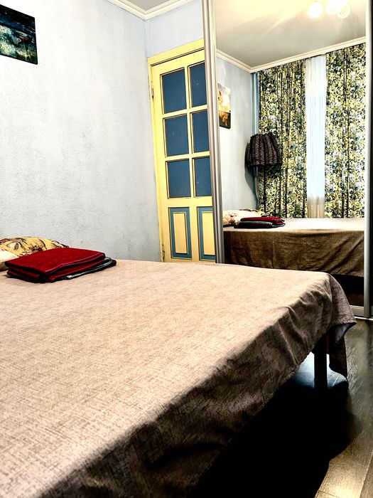 Квартира Посуточно жд вокзал( 2 мин), клиника Очі, Ультрамарин, МВД