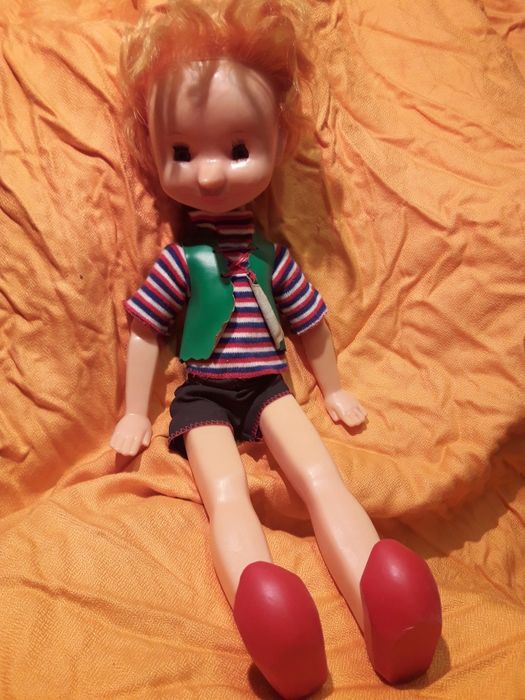 Кукла Мальчик 1968 годе капсула часу.