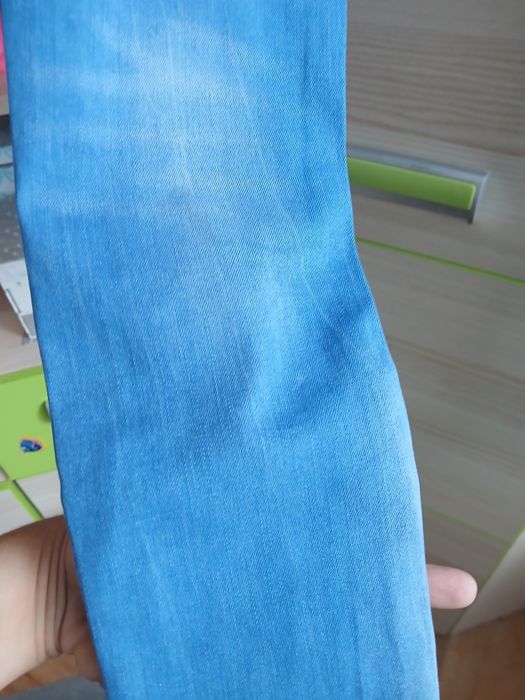 Spodnie jeans Amisu