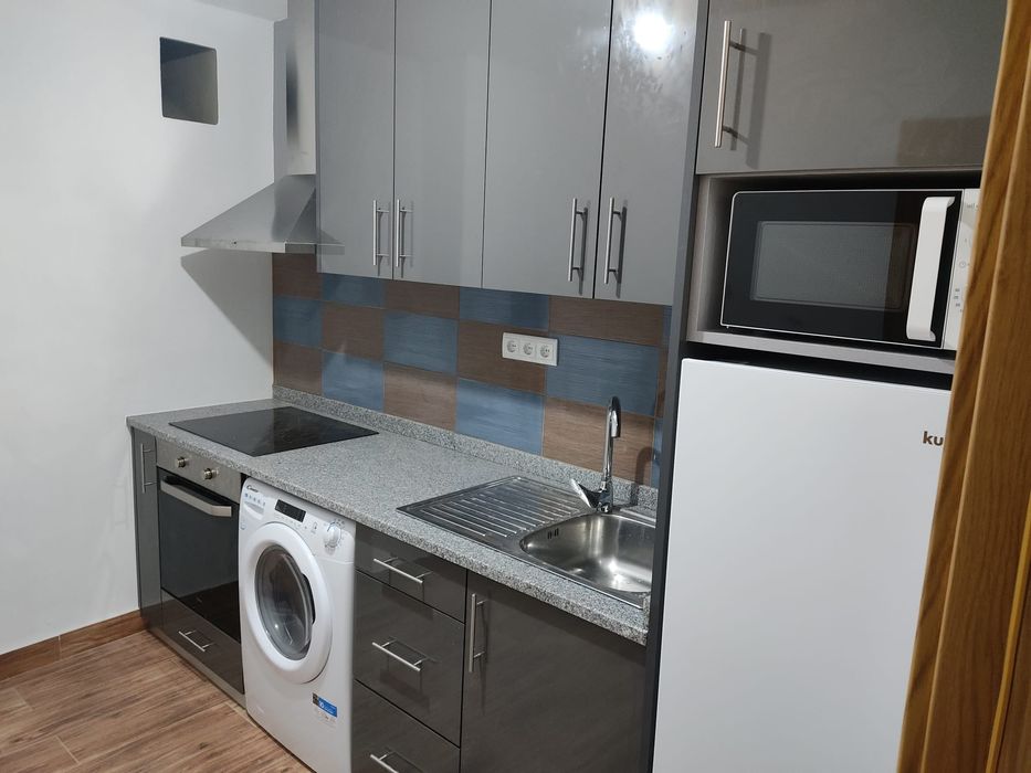 Alugo casa T2 em Leomil - Moimenta da Beira