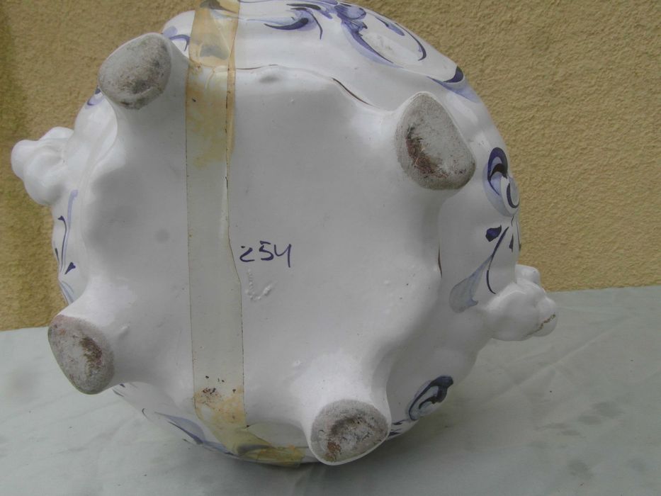 Beautiful Medium-Sized Terrine502442116870973444