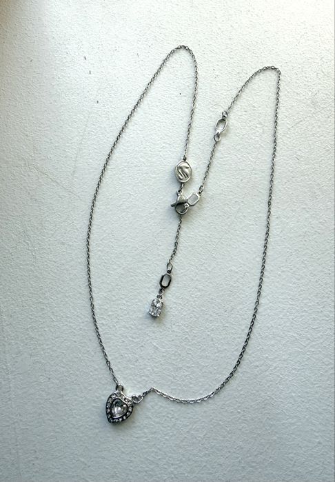 Colar Prateado Swarovski Ariana Grande Coração