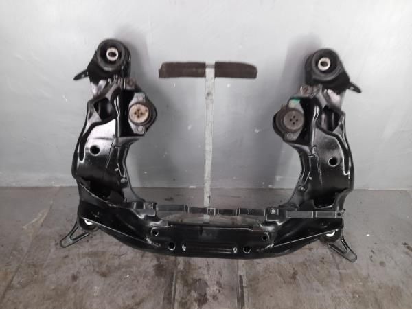 Charriot frente VOLKSWAGEN Passat Variant (3B5)