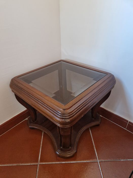 Mesa de apoio de vidro