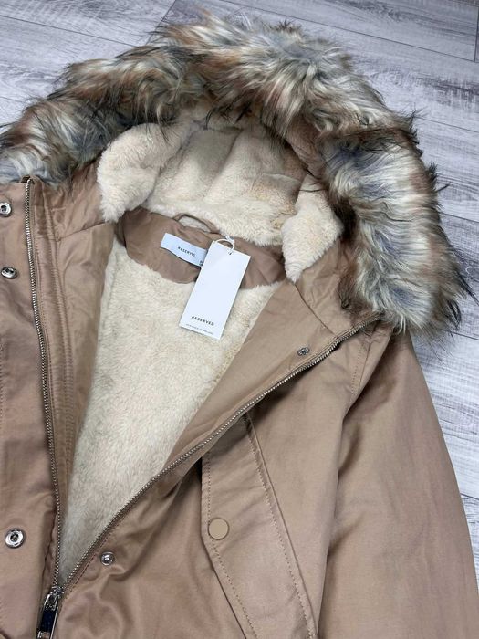 Zimowa Kurtka Reserved Damska Parka ocieplana kożuchem długa H0