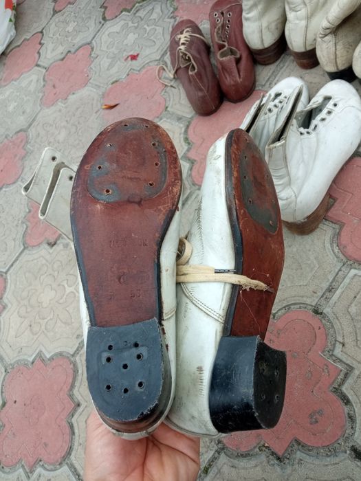 Ботинки для коньков