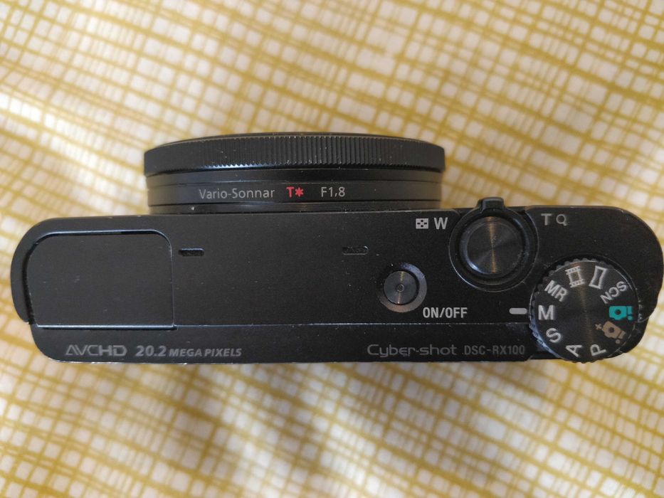 Sony Cybershot DSC RX100 Mark 1 20.1MP