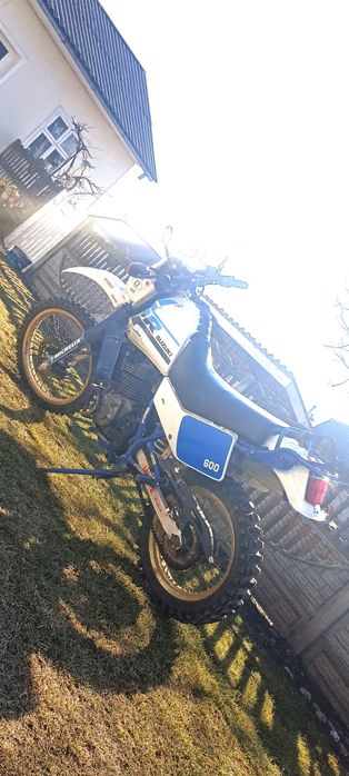 Продам SUZUKI DR 600